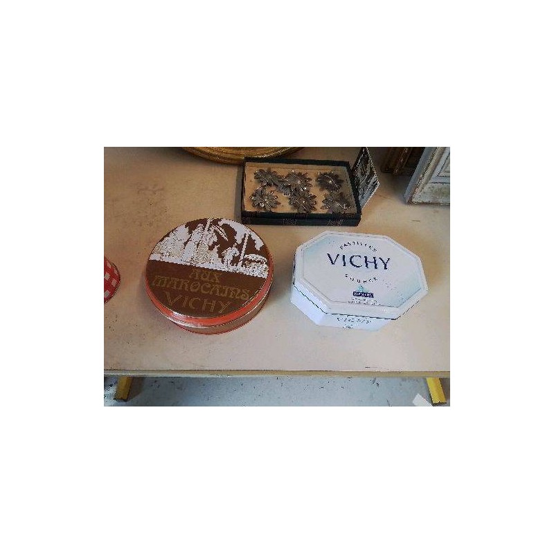 BOITE VICHY