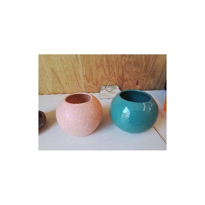 PETIT VASE SPHÉRIQUE 