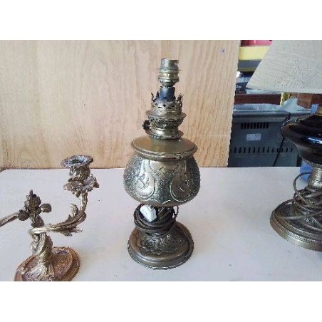 LAMPE EN LAITON 