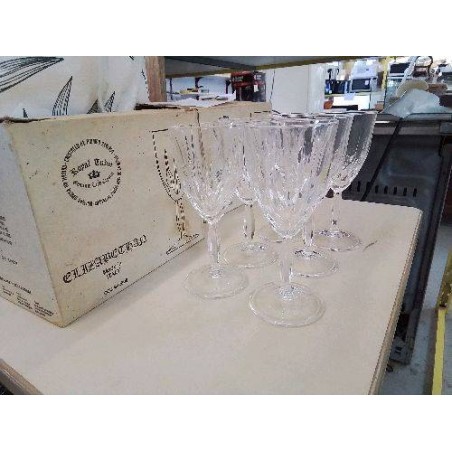 LOT DE 6 VERRES A VIN ROYAL TUDOR
