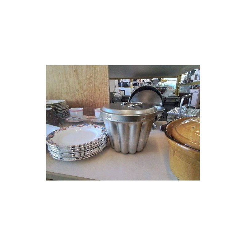 MOULE A KOUGLOF 