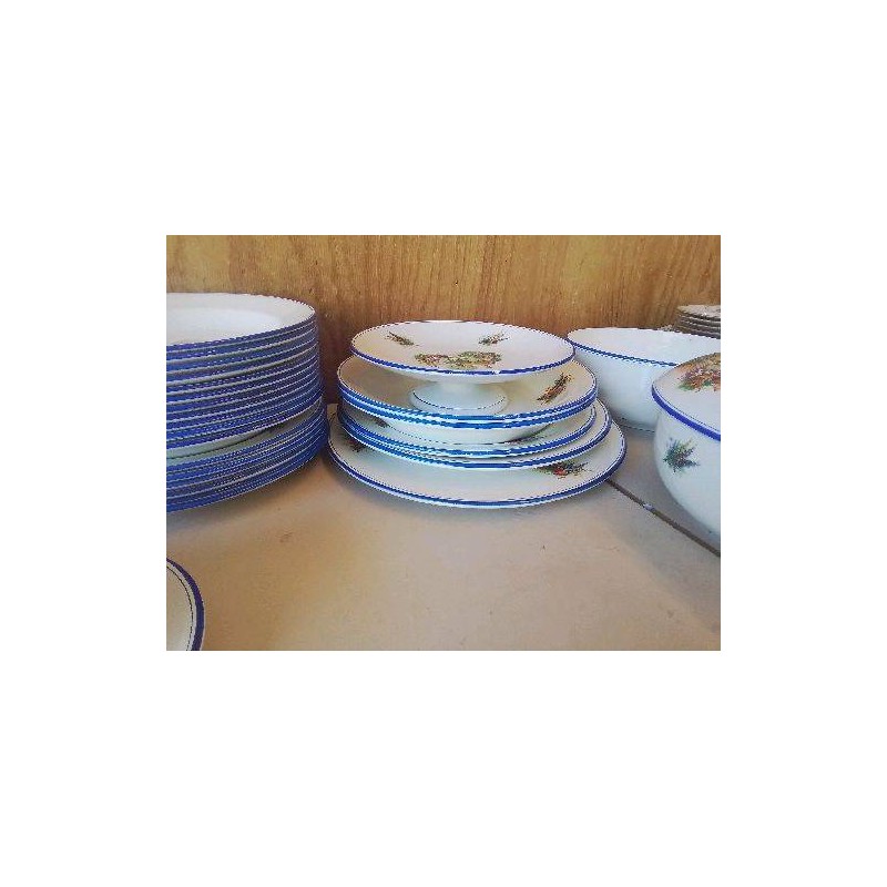 GRAND PLAT DE SERVICE SALINS OPAQUE
