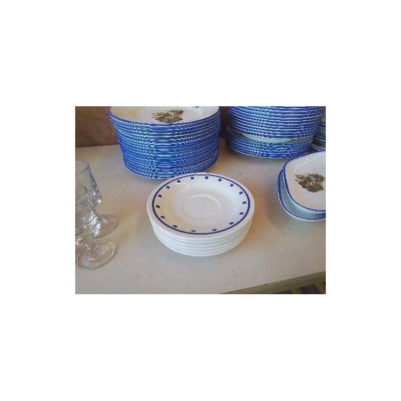 LOT DE 6 SOUCOUPES