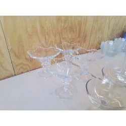 LOT DE 4 COUPES EN VERRE TULIPE