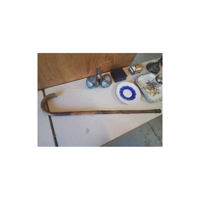 CANNE EN BOIS