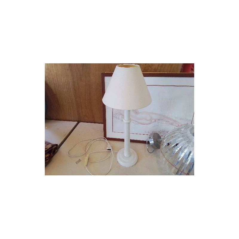LAMPE A POSER