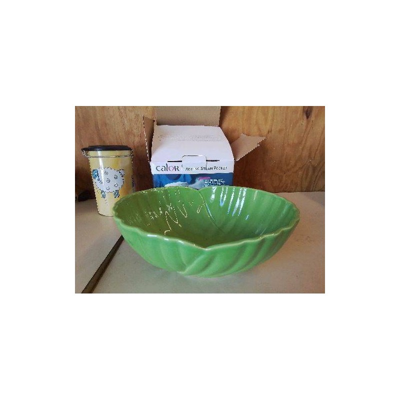 COUPE À FRUIT EN FORME DE FEUILLE 