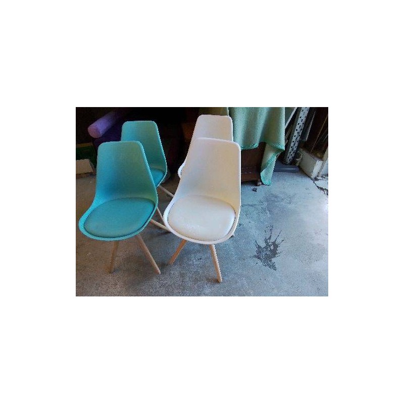 CHAISE BLANCHE 