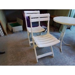 CHAISE PLIANTE 