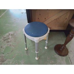 TABOURET DE SALLE DE BAIN 