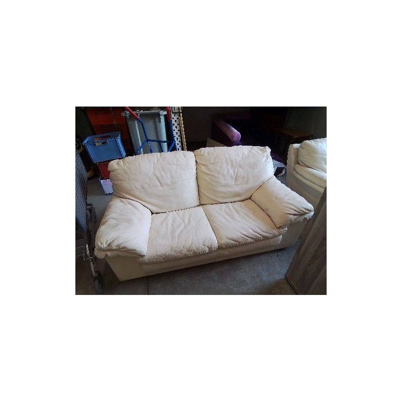 CANAPÉ DEUX PLACES CUIR BEIGE 