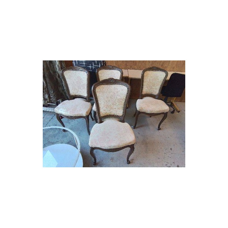 CHAISE TAPISSÉE 