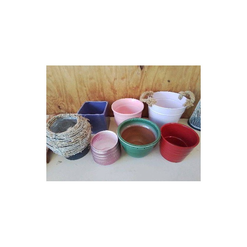 CACHE POT 