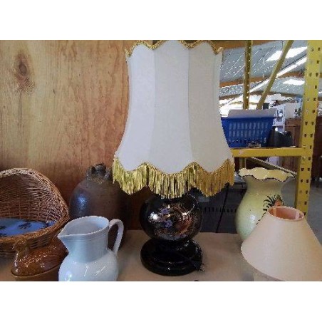 GRANDE LAMPE NOIRE DE SALON 