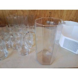 CARAFE EN VERRE OCTOGONALE 