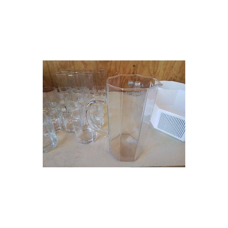 CARAFE EN VERRE OCTOGONALE 