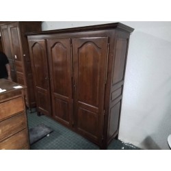 ARMOIRE 3 PORTES EN CHÊNE