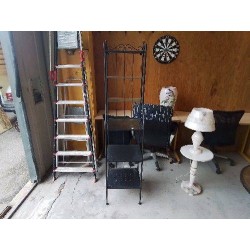 ÉTAGÈRE NOIRE METAL ET VERRE