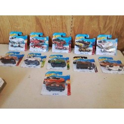 VOITURE HOTWHEELS 