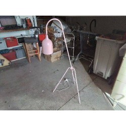 LAMPADAIRE 3 PIEDS ROSE 