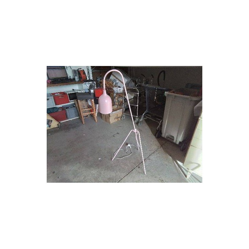 LAMPADAIRE 3 PIEDS ROSE 