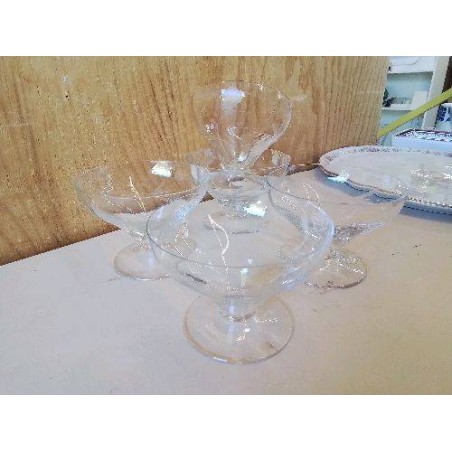 LOT DE 5 COUPES A CHAMPAGNE 