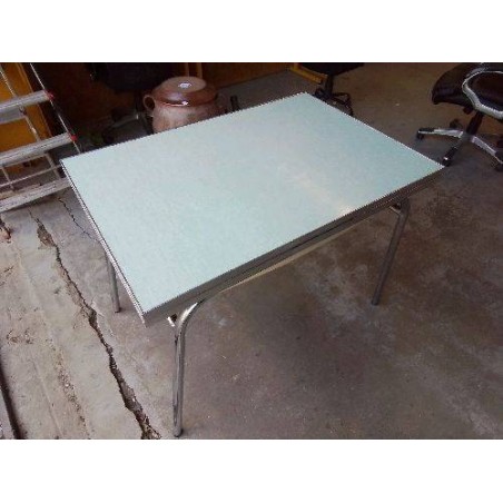 TABLE EN FORMICA BLEUE 