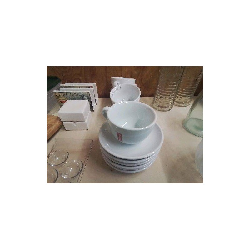 TASSE AVEC SOUCOUPE BLANCHE MOLANGO