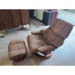 FAUTEUIL STRESSLESS TISSUS MARRON