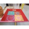 PLATEAU ROUGE MOTIF ROND DECORÉ 
