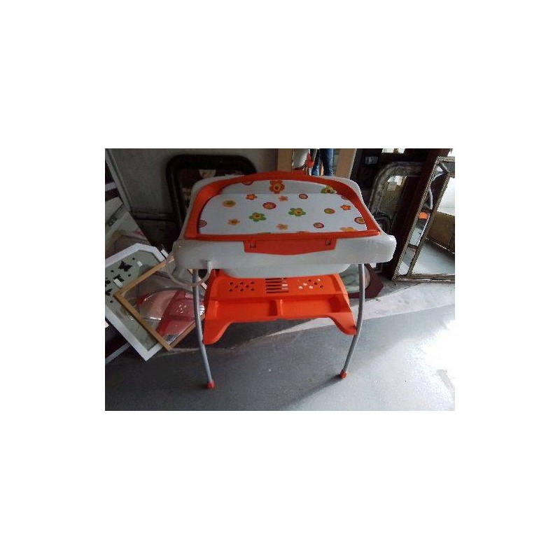 TABLE À LANGER ORANGE MOTIF FLORAL 