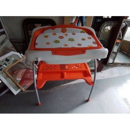 TABLE À LANGER ORANGE MOTIF FLORAL 