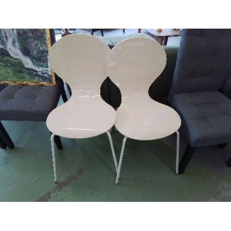 CHAISE BLANCHE 