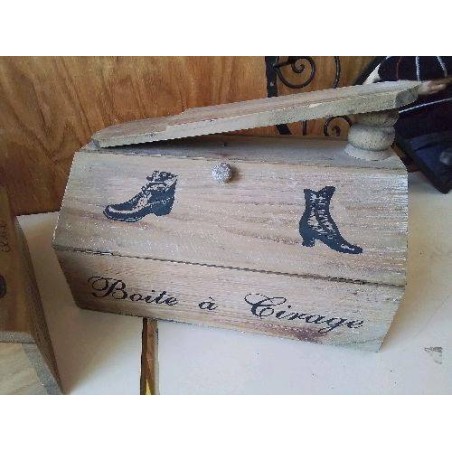 BOITE DE CIRAGE 