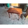 TABLE EN BOIS