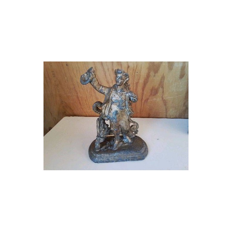 FIGURINE METALIQUE 