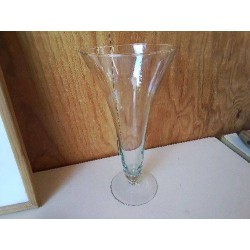 GRAND VASE EN VERRE