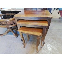 LOT DE 3 TABLES GIGOGNES 