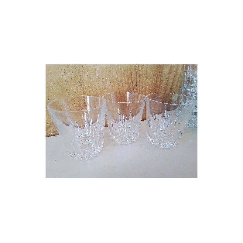 LOT DE 3 GOBELETS EN CRISTAL 
