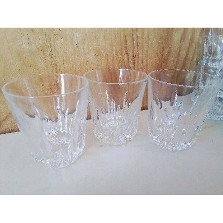 LOT DE 3 GOBELETS EN CRISTAL 