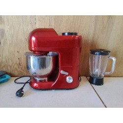 ROBOT PATISSIER CHROMÉ ROUGE AVEC BLENDER 