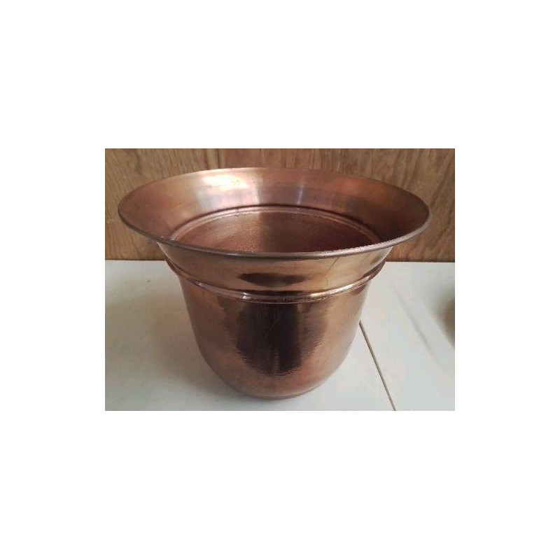 CACHE POT EN CUIVRE 