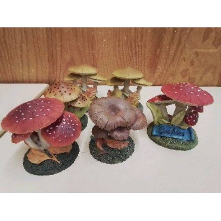 FIGURINE CHAMPIGNON 