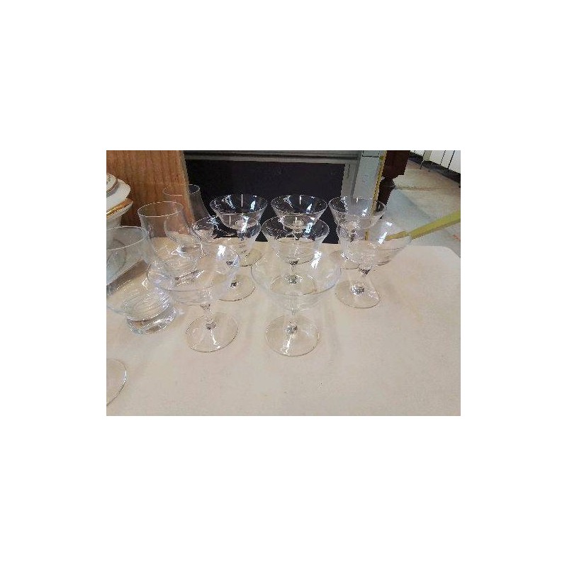 LOT DE 8 VERRE À COCKTAIL 