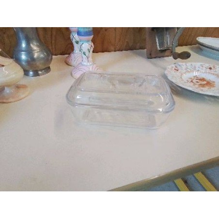 BEURRIER EN VERRE 