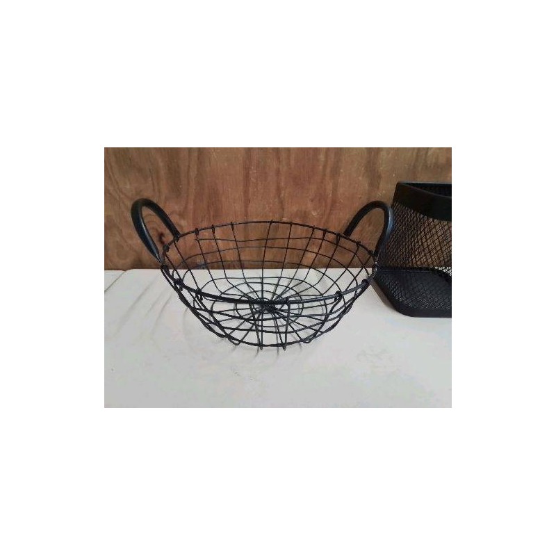 PANIER A FRUIT EN FER NOIR