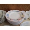 LOT DE 6 ASSIETTES CREUSES ARCOPAL MOTIF FLORAL 