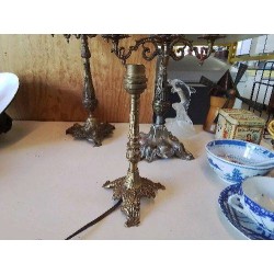 PETITE LAMPE EN LAITON 