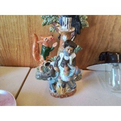 BOUTEILLE EN PORCELAINE PAYSAN