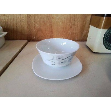 SAUCIÈRE BLANCHE MOTIF FLORAL PORCELAINE 